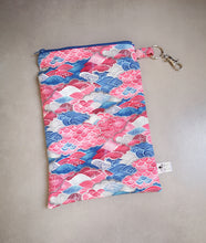 Load image into Gallery viewer, Waterproof Wet Bag (Zip)