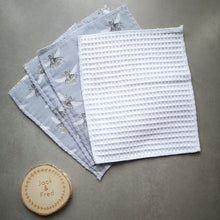 Load image into Gallery viewer, Pack of 4 Unpaper towels WHITE backing