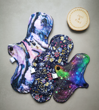 Load image into Gallery viewer, Cloth Pads (CSP) Sanitary Towels Reusable Washable Feminine Hygiene