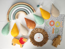 Load image into Gallery viewer, Felt Raindrop Garland