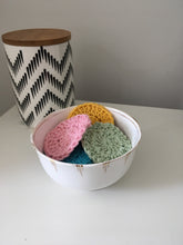 Load image into Gallery viewer, Re-usable Face Pads