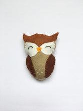 Load image into Gallery viewer, Woodland Felt Garland