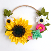 Load image into Gallery viewer, Sunflower Floral Wreath
