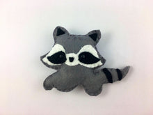 Load image into Gallery viewer, Woodland Felt Garland