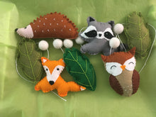 Load image into Gallery viewer, Woodland felt garland and matching baby mobile