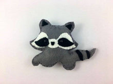 Load image into Gallery viewer, Woodland Felt Baby Mobile