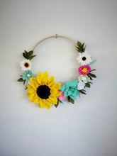 Load image into Gallery viewer, Large Felt Floral Wreath